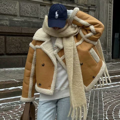 Women's Loose Lamb Wool Short Coat-4