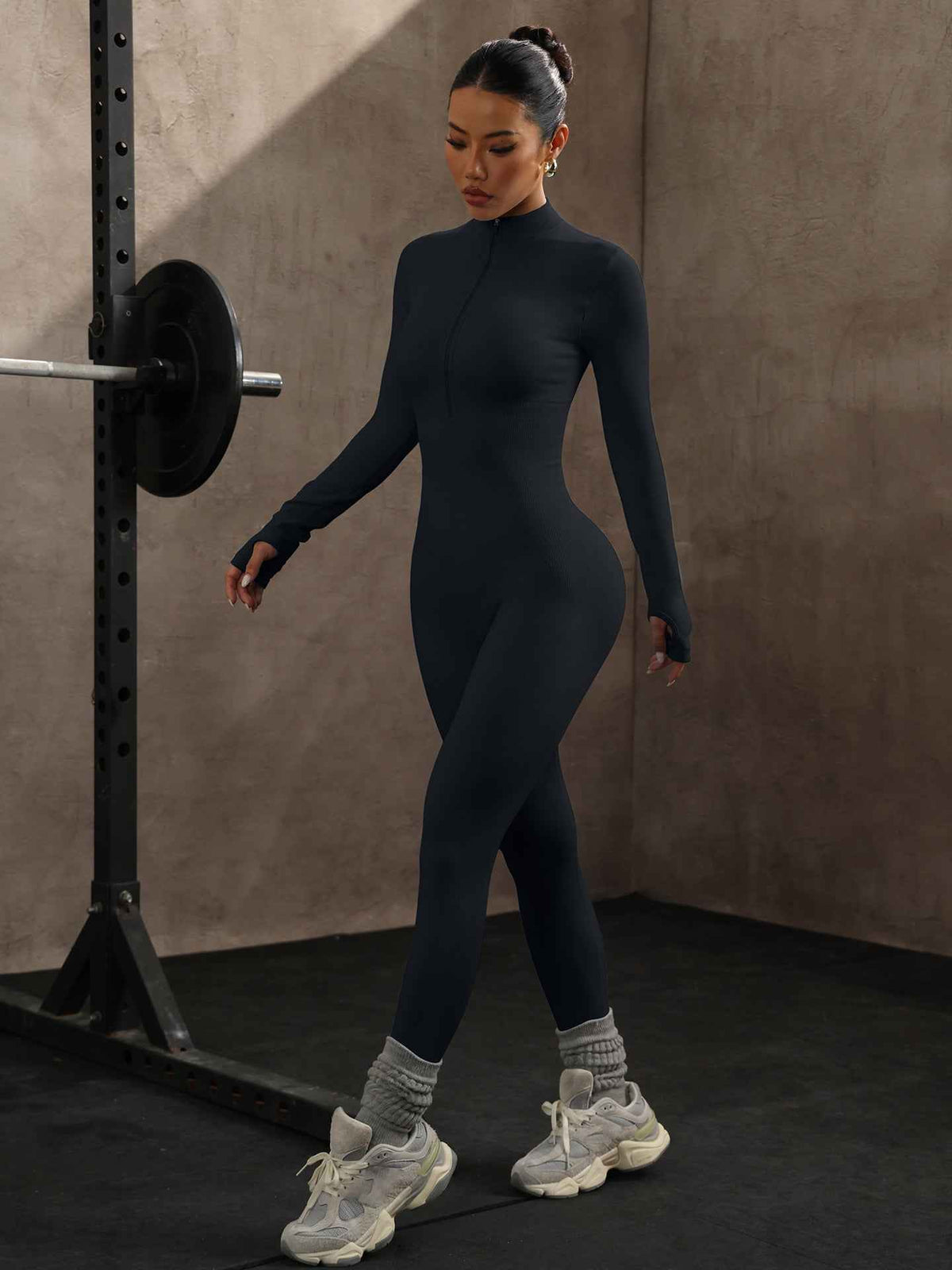 Women’s Long-Sleeve Seamless Yoga Bodysuit – Tight-Fit One-Piece Workout Suit-4