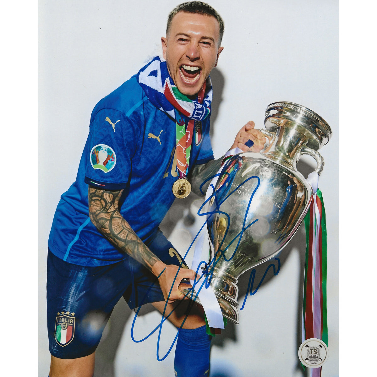 Federico Bernardeschi Autographed Italian National Soccer Team UEFA Euro 2020 Trophy 8x10 Photo-1
