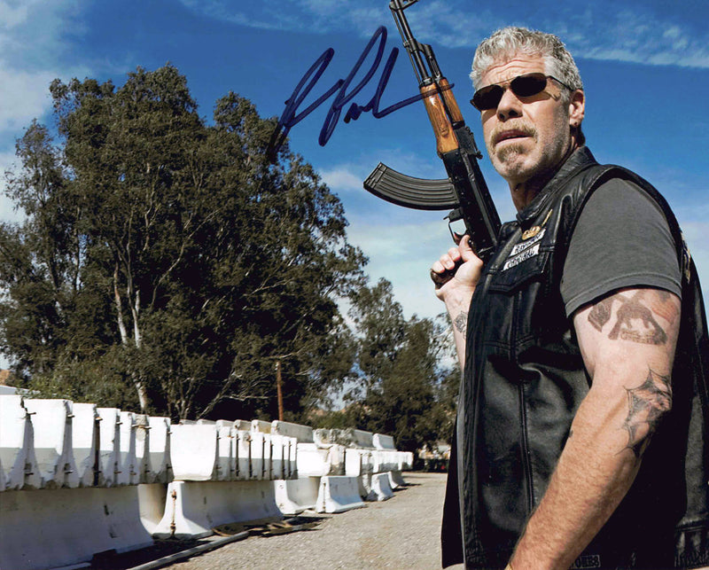 Ron Perlman Signed Sons of Anarchy Clay Morrow AK-47 Photo-1