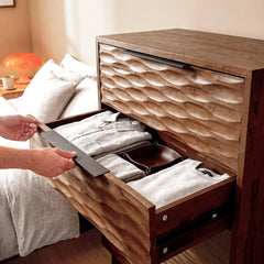 Cómoda Elara de madera maciza con 5 cajones-5