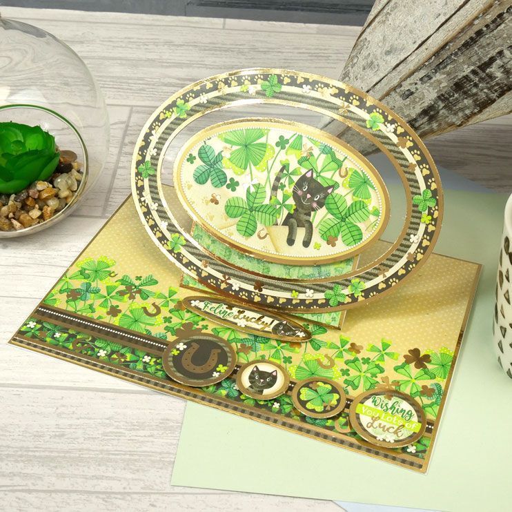 Feline Lucky! Luxury Topper Set-9