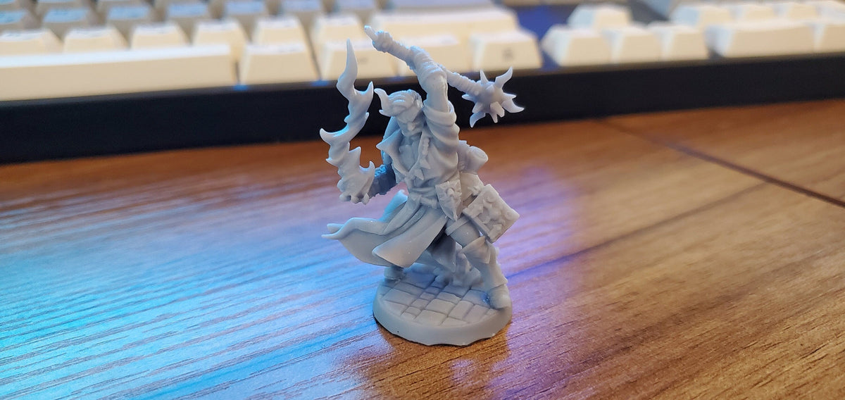 Sol Justicar - Artisan Guild | Male | Cleric | Sorcerer | Fighter | Paladin | Melee | DnD | Pathfinder | Dungeons and Dragons | Fantasy-2