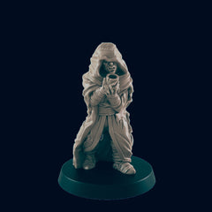 Half Orc Beggar - EC3D | DnD | Orc | Villager minis | peasant | 32mm | Pathfinder | commoner | TTRPG | Wargaming-1