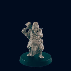 Dwarven Male Blacksmith 1 - EC3D | DnD | Smithy | Villager | Merchant | Male | 32mm | Pathfinder | commoner | TTRPG | Wargaming-1