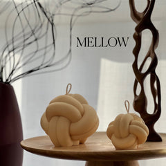 Minimalist Knot Soy Candle: Coffee Table Decor-4