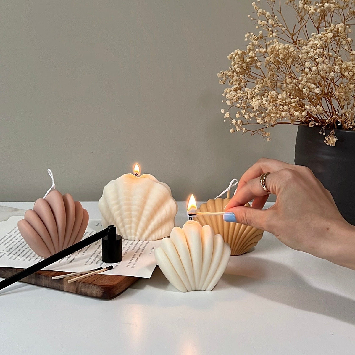 Scallop Shell Candle: Summer Home Decor, Vegan Soy Wax-2