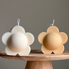Daisy Flower Candle: Handmade Soy Wax Spring Decor-1