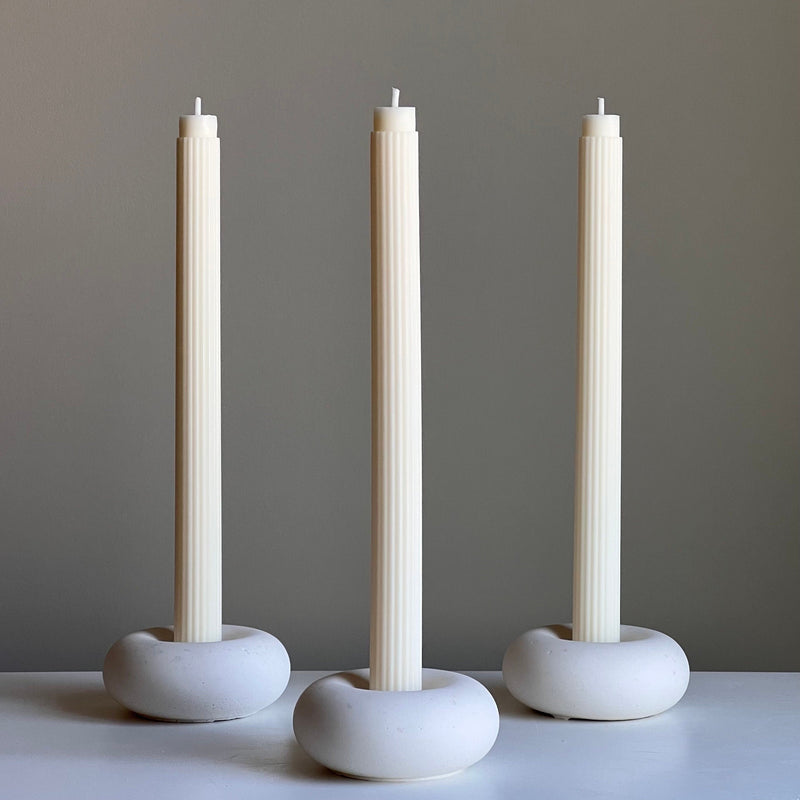 Donut Jesmonite Candlestick Holder: Minimalist Wedding Decor-1
