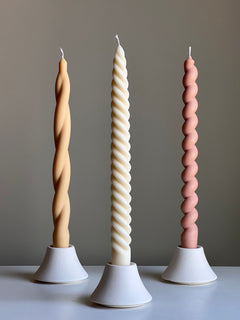 Round Jesmonite Candlestick Holder: Minimalist Table Decor-7