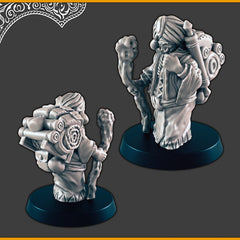 Traveling Desert Merchant - DND mini, EC3D Scorching Sands, Desert Miniatures | Commoner | Merchant | Shopkeeper | Traveler | Male | Eastern-1