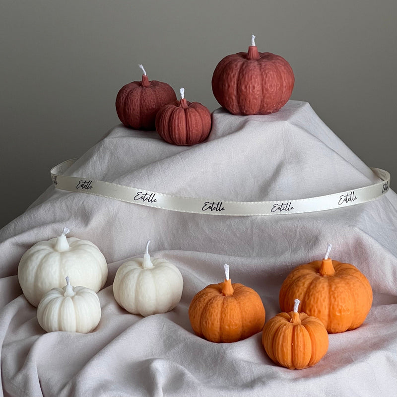 Handmade Pumpkin Soy Wax Candle Set: Autumn Decor-1