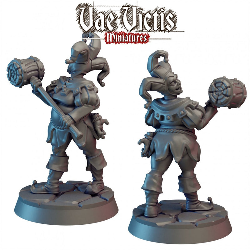 Evil Jester Mini - Vae Victis, DnD | Dark | Female | Fighter | Barbarian | 28mm | Pathfinder | Fantasy | Wargaming | Rogue | Carnival-1
