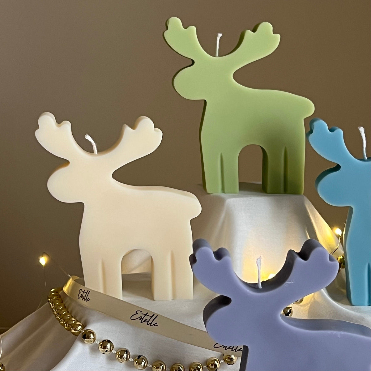 Handmade Reindeer Soy Candle: Christmas Decor Gift-3