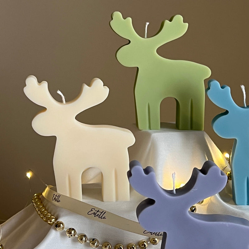 Handmade Reindeer Soy Candle: Christmas Decor Gift-3