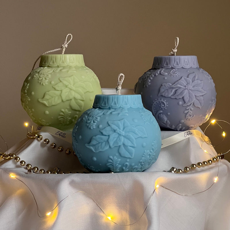 Large Christmas Bauble Soy Candle: Festive Handmade Decor-4