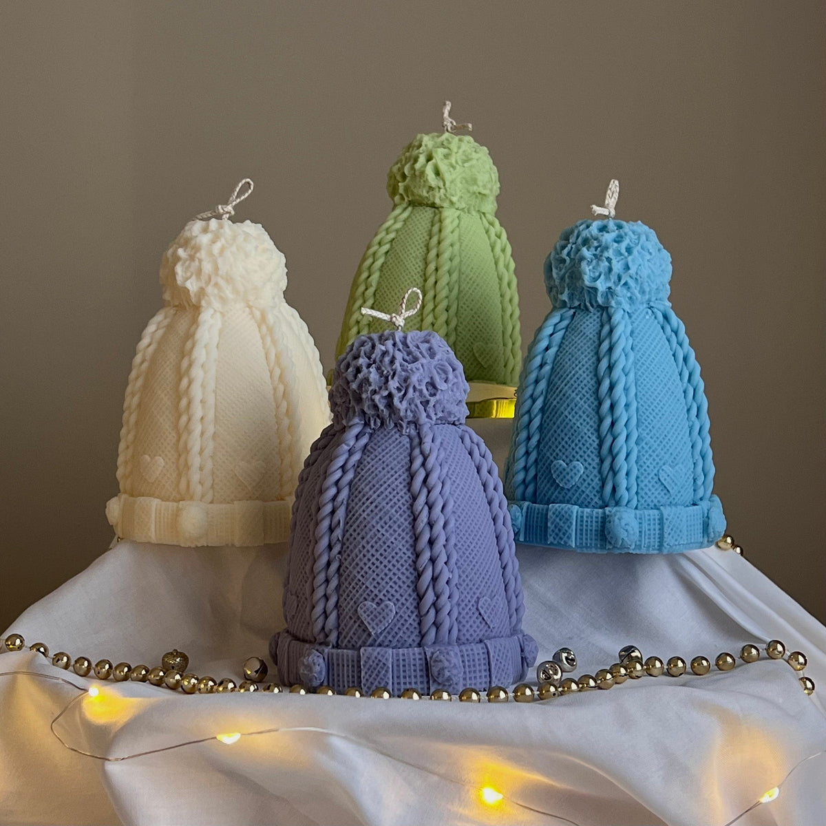 Hand-Poured Christmas Hat Candle: Festive Soy Wax Decor-1