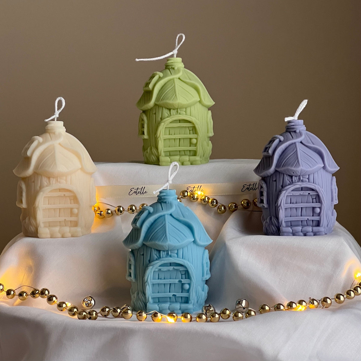 Leaf House Soy Candle: Handmade Christmas Decor Gift-1
