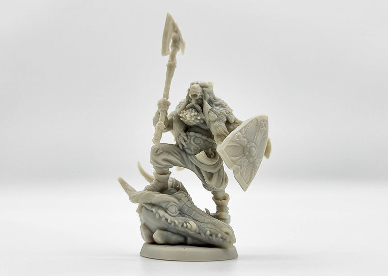 Male Thane Fighter dnd Viking mini - Norse | Male | Chief | Fighter | Barbarian | Fantasy, Human| Pathfinder | Wargaming, 28mm 32mm-1