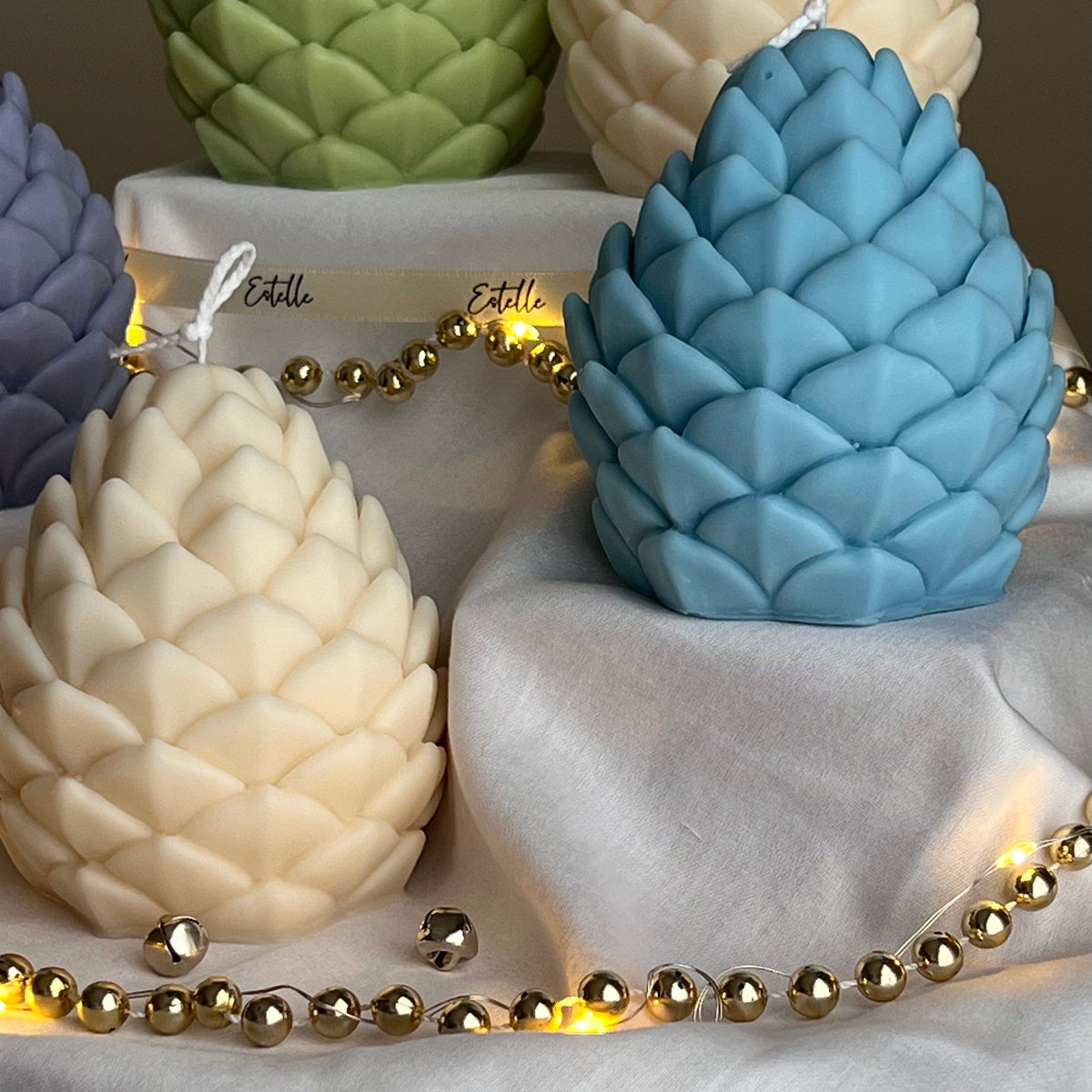 Handmade Pine Cone Soy Candle: Christmas Home Decor-2
