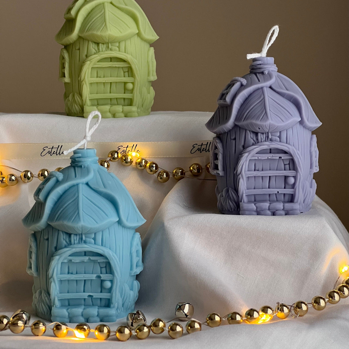 Leaf House Soy Candle: Handmade Christmas Decor Gift-4