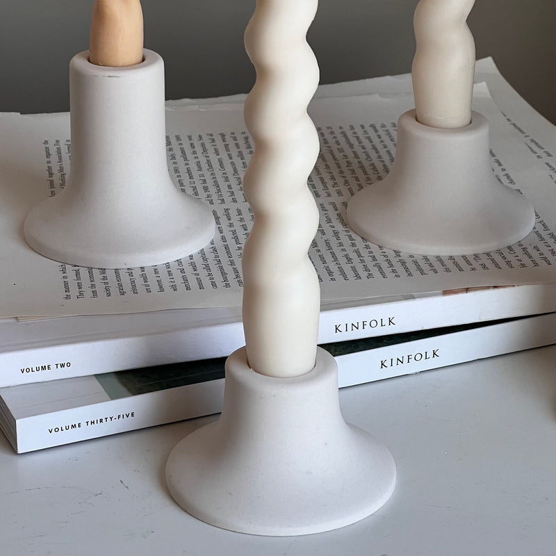 Round Jesmonite Candlestick Holder: Minimalist Table Decor-3