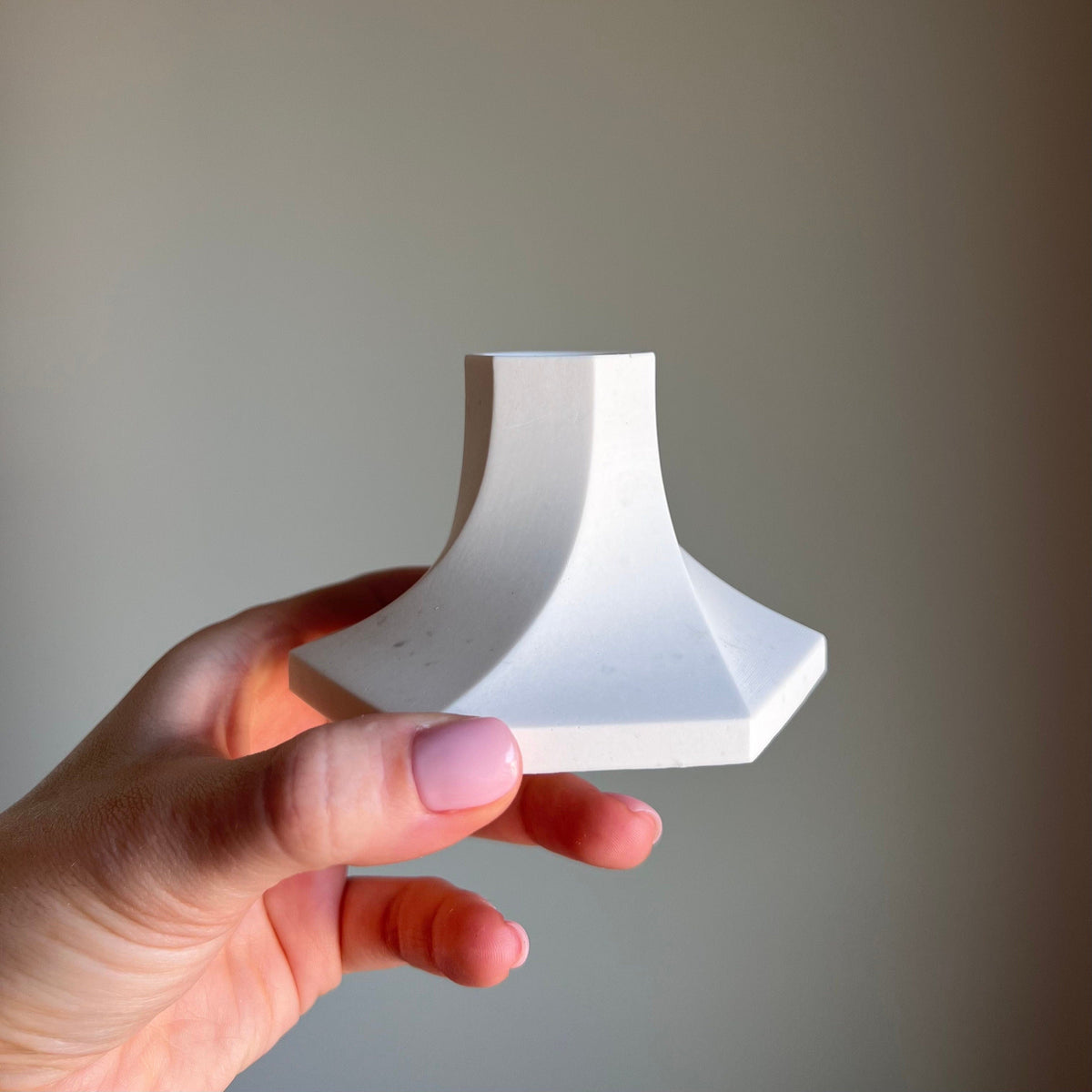 Swirl Candlestick Holder: Jesmonite Table Decor-3