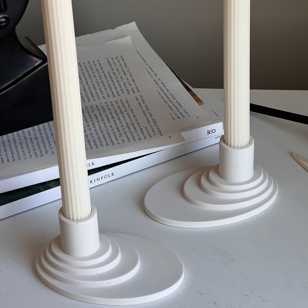 Minimalist Jesmonite Candlestick Holder: Modern Table Decor-2