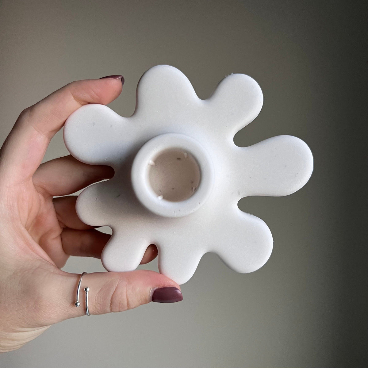 Blob Jesmonite Candlestick Holder: Modern Table Decor-2