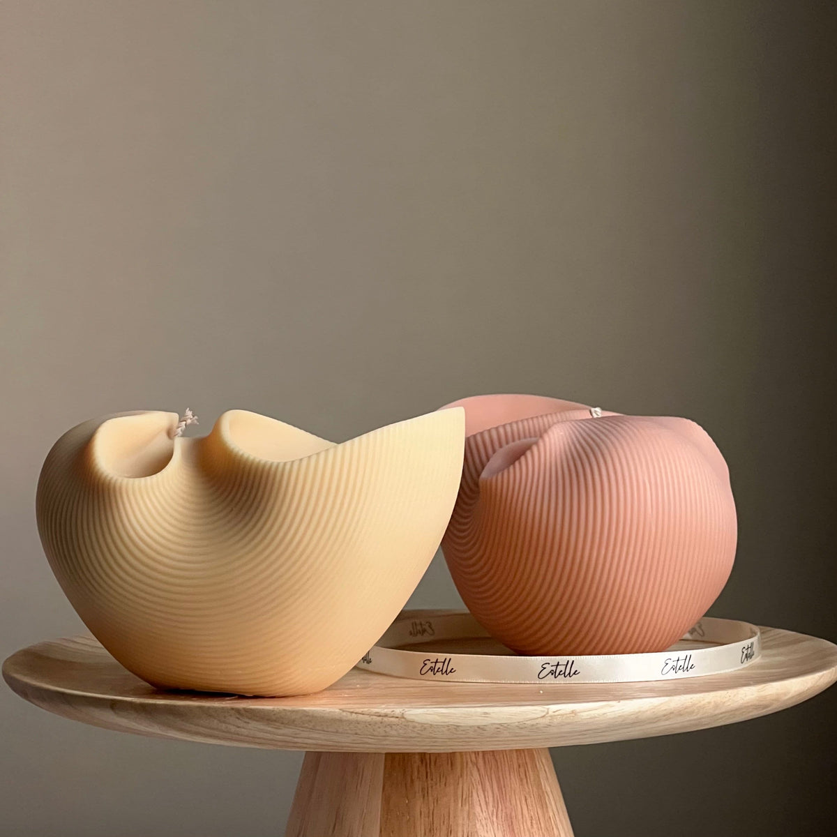 Large Seashell Soy Wax Candle | Unique Clam Shell Decor-1