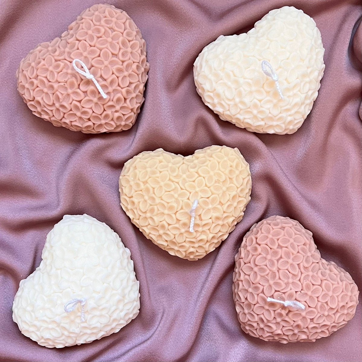 Flower Heart Soy Wax Candle | Romantic Home Decor-1