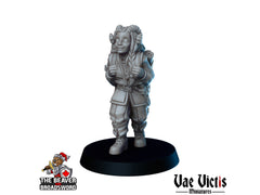 Explorers Camp Mini Set - Vae Victis | Elf | Orc | Human | Ranger | Fighter | Cook | Cartographer | Adventurer |  Wargaming | Pathfinder-3