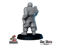 Dwarf Pirate dnd mini - Vae Victis | Townsfolk | Sailor | Seaman | Male | Fighter | Ranger | City | Villager |  Wargaming | Pathfinder-2
