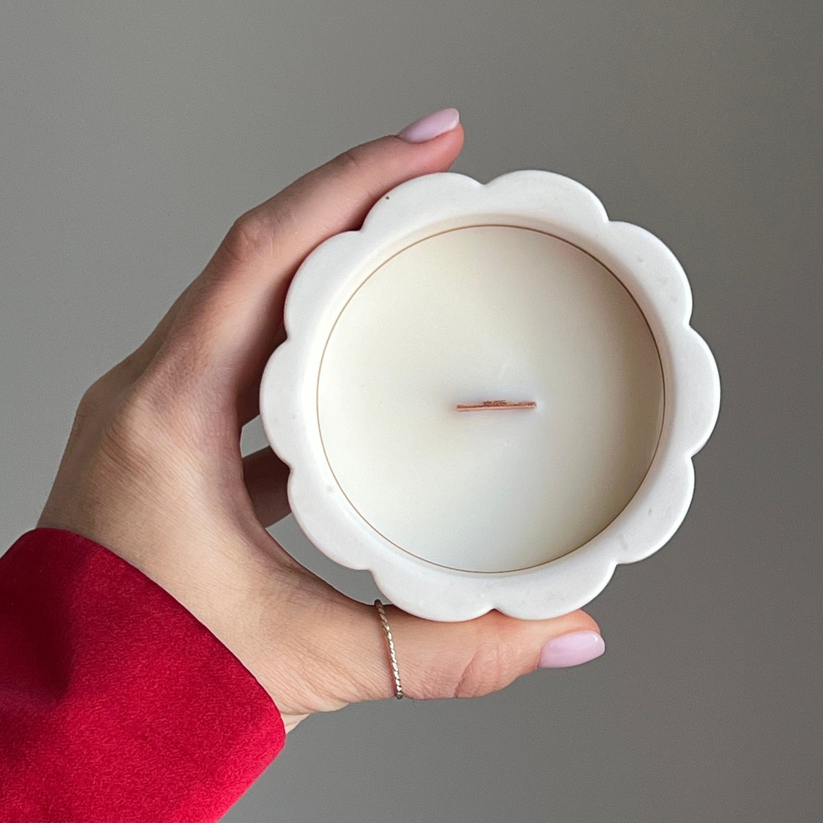 Handmade Flower Soy Wax Candle in Jesmonite Flower Jar with Wood Wick-6