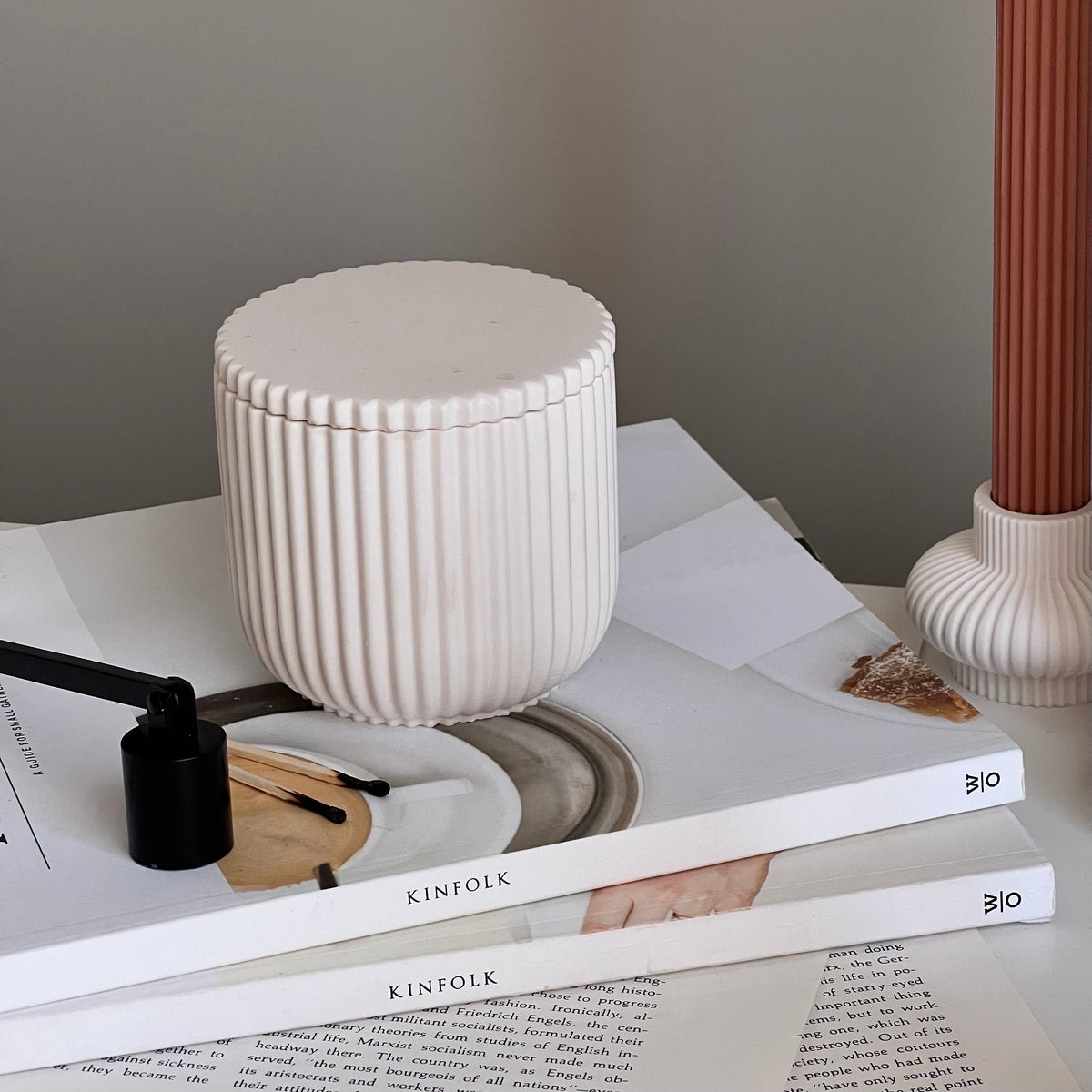 Handmade Ribbed Jar Soy Candle | Wood Wick, Jesmonite Vessel-4