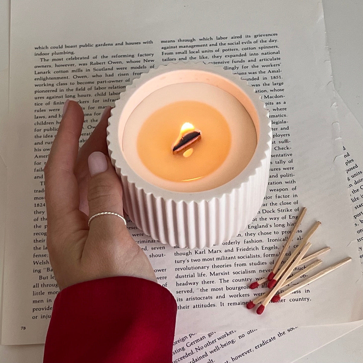 Handmade Ribbed Jar Soy Candle | Wood Wick, Jesmonite Vessel-3