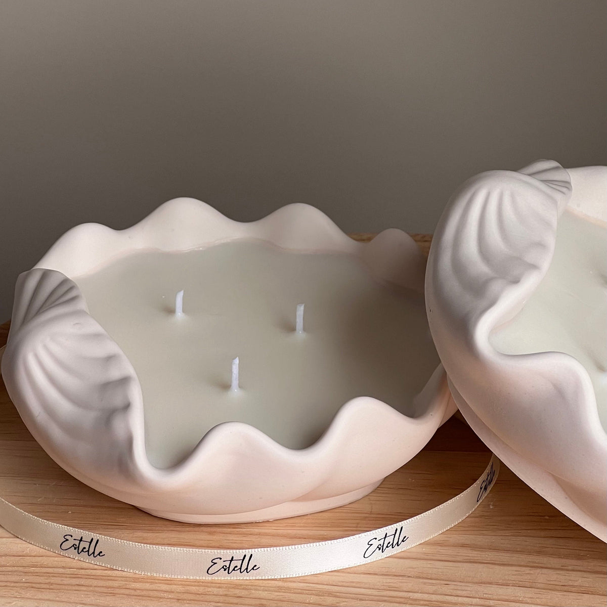 Clam Shell Soy Wax Candle in Jesmonite Vessel: Handmade Scented Candle-5