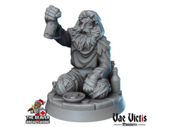 Legless Beggar DnD mini - Vae Victis | Townsfolk | Poor | Villager | NPC | Drunk | City | Thief | Pathfinder | Underground | Human | Male-1
