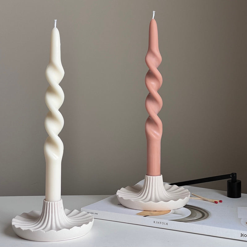 Round Jesmonite Candlestick Holder: Elegant Table Decor-1