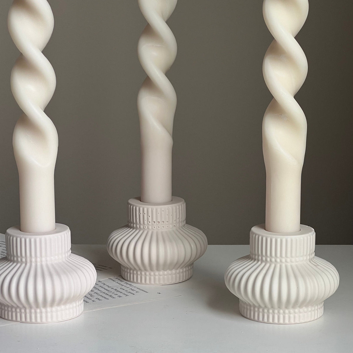Ribbed Jesmonite Candlestick Holder: Minimalist Table Decor-3
