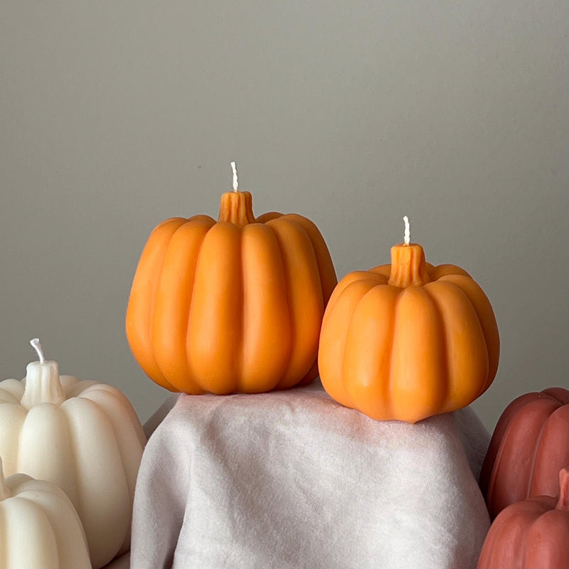 Handmade Pumpkin Soy Wax Candle Set: Autumn Home Decor-3