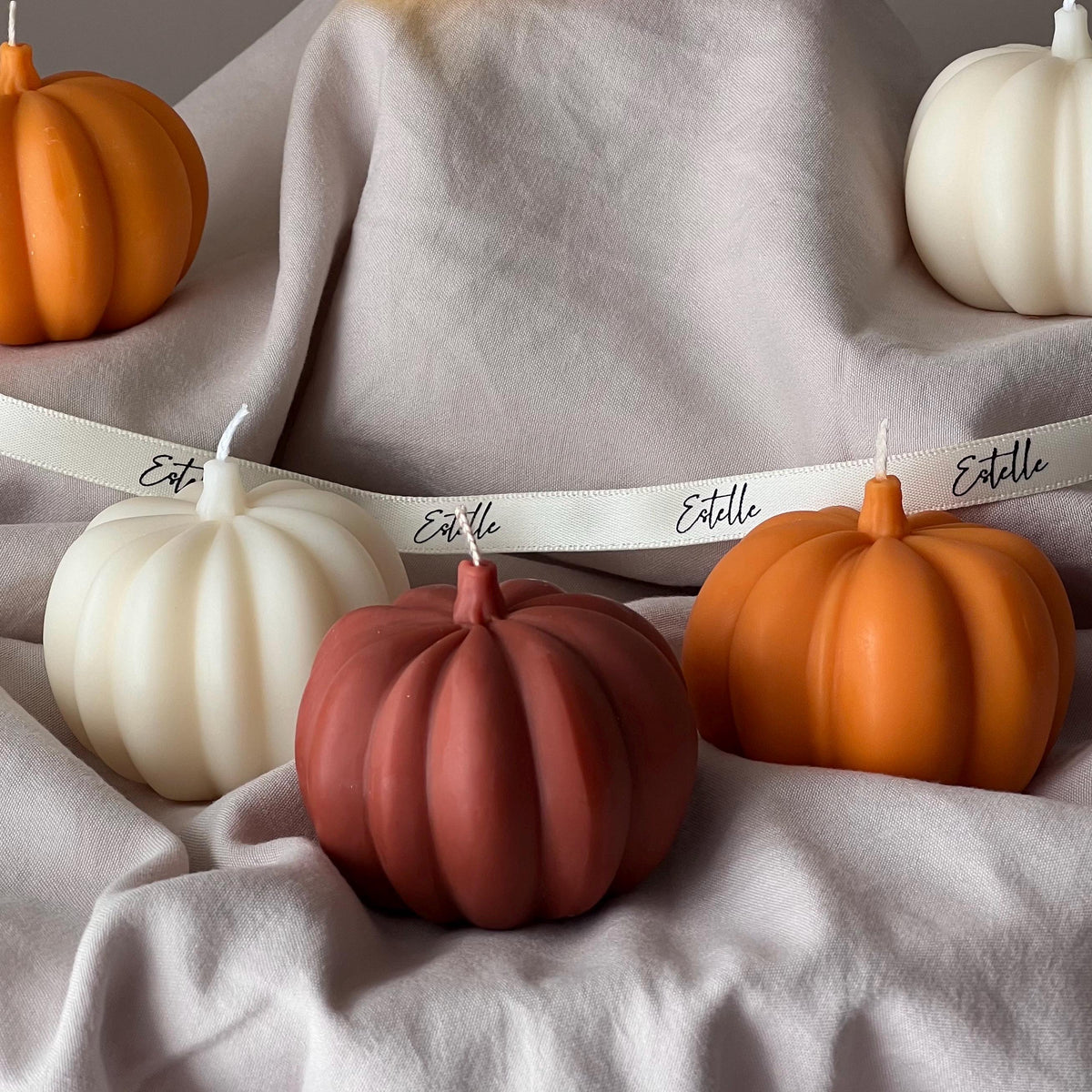 Handmade Pumpkin Soy Wax Candle: Autumn Halloween Decor-2
