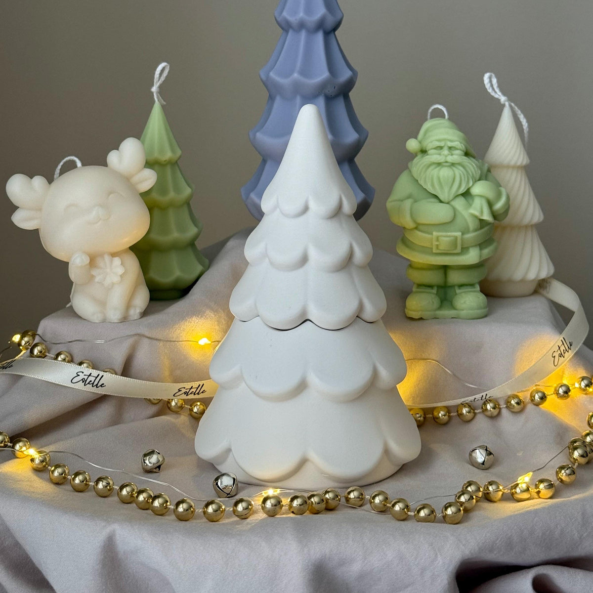 Christmas Tree Jar Soy Candle: Handmade Jesmonite Decor-3