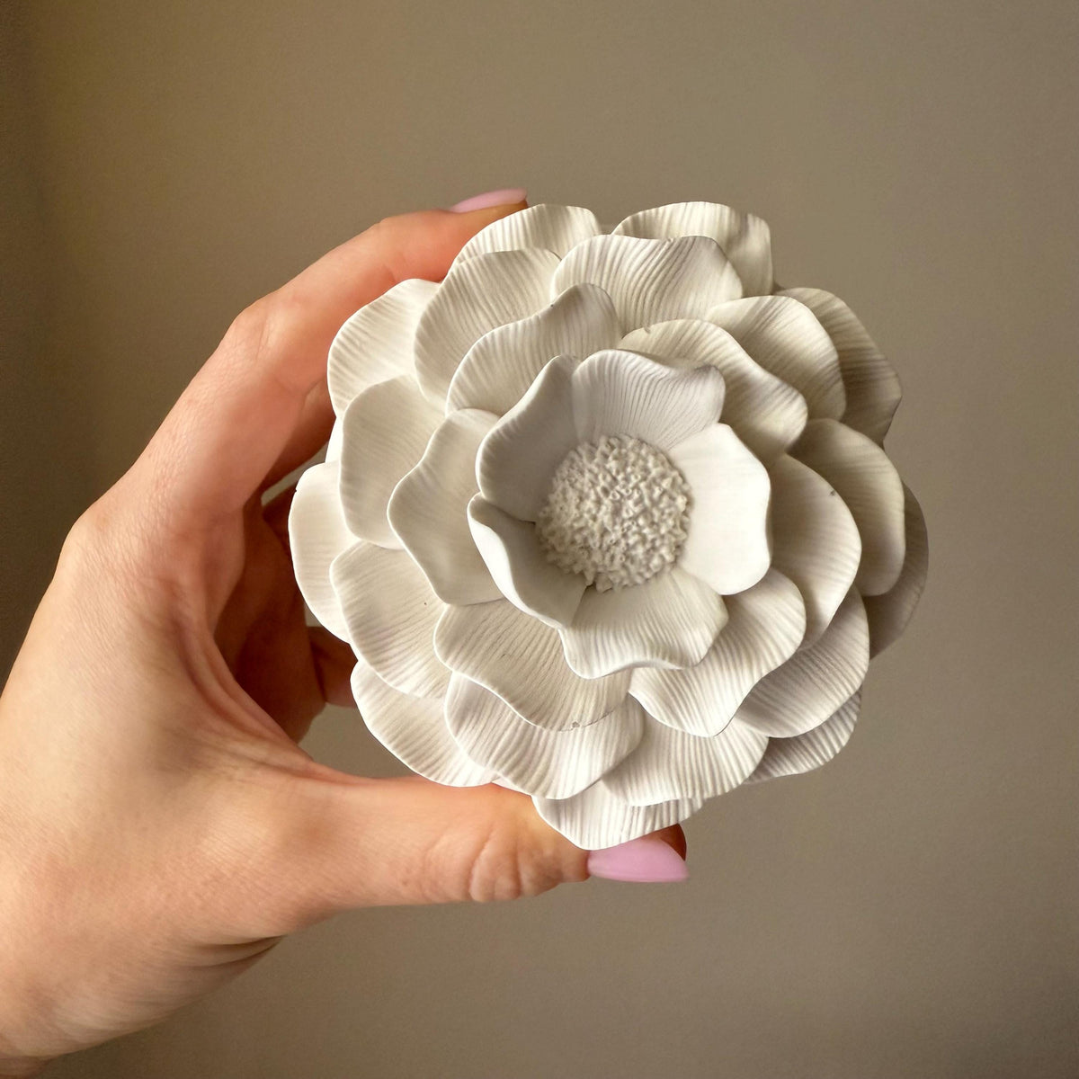 Camelia Flower Soy Wax Candle in Jesmonite Jar: Handmade Scented Candle-2