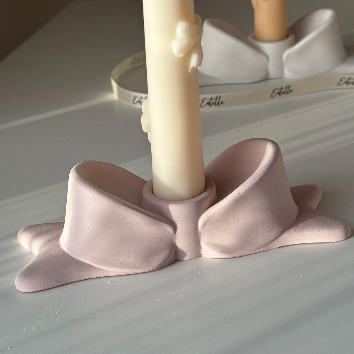 Bowtie Jesmonite Candlestick Holder: Modern Table Decor-4