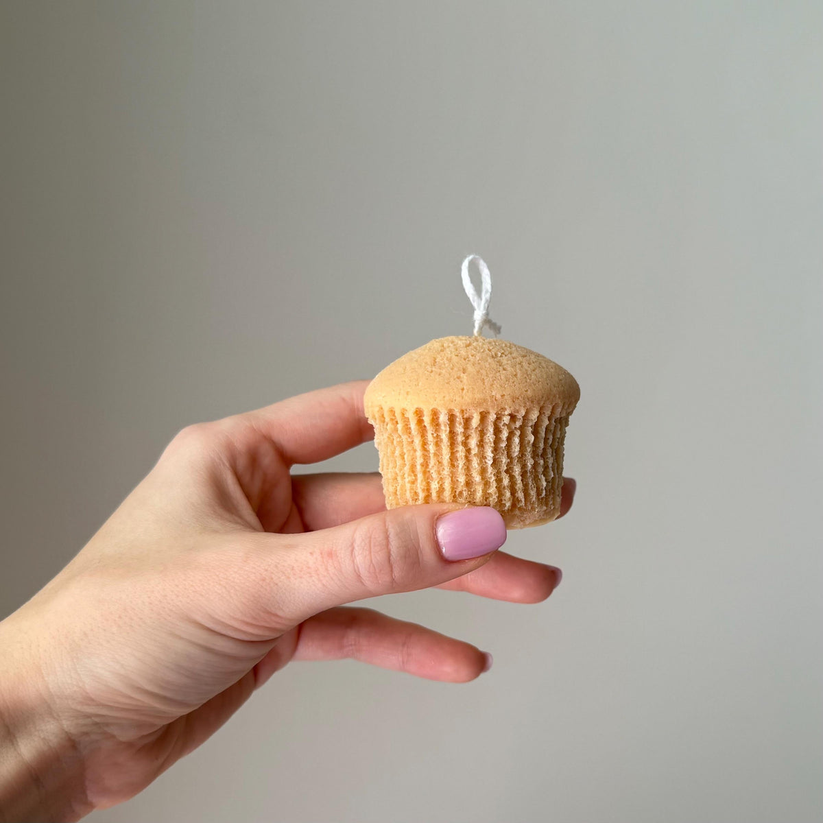 Handmade Cupcake Soy Candle: Trendy Vegan Home Decor-2