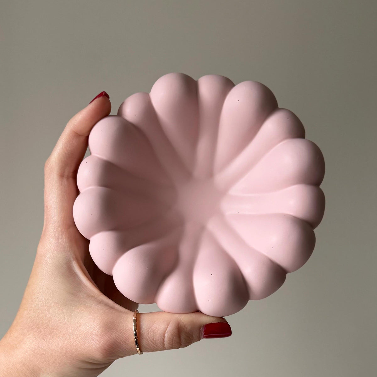 Jesmonite Trinket Tray: Round Jewelry Storage Dish, Scandi Home Decor-3