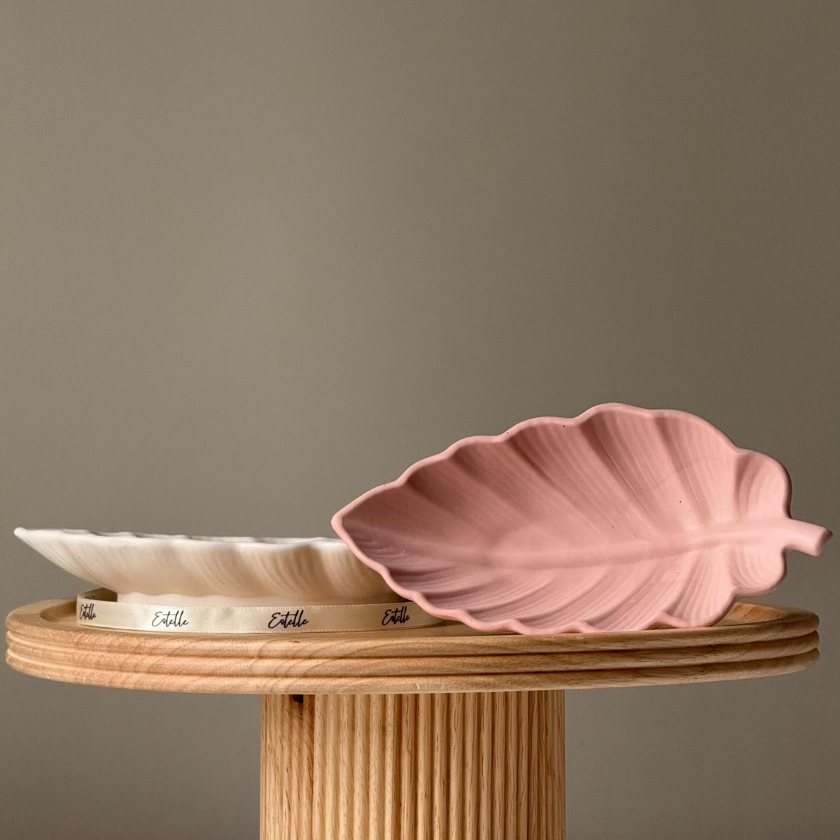 Jesmonite Leaf Tray: Scandi Jewelry Dish, Desk Organizer-3