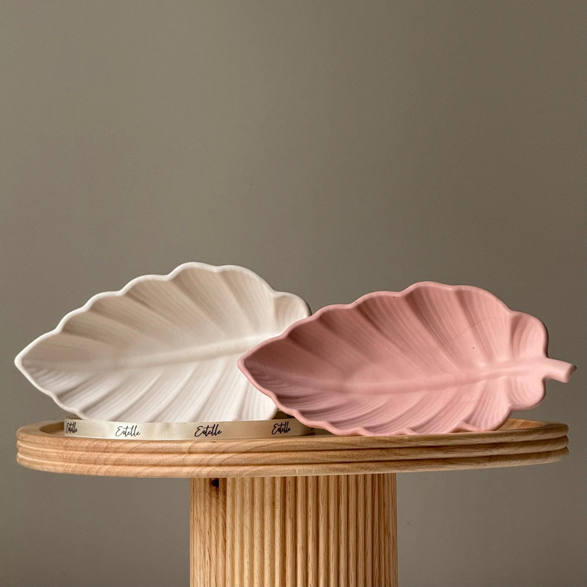 Jesmonite Leaf Tray: Scandi Jewelry Dish, Desk Organizer-1