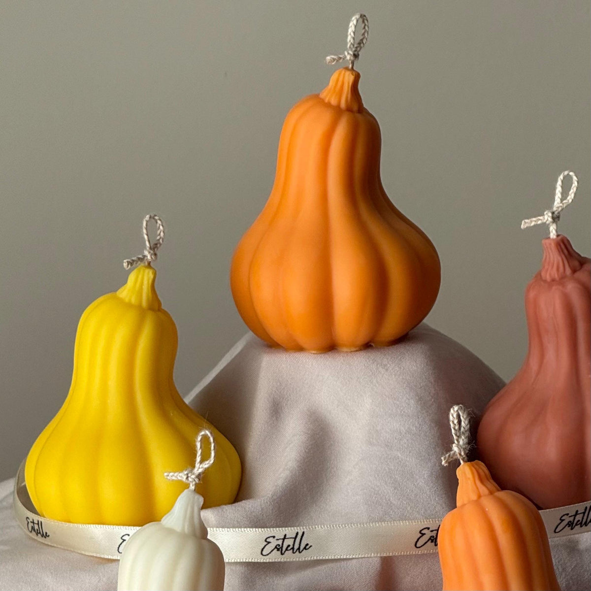 Pumpkin Scented Soy Wax Candle: Autumn Decor, Fall Gift-2